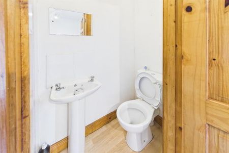 46 Bloomfield Street, Belfast, BT5 5AU - Photo 4
