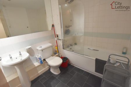 2 bedroom apartment to rent - Photo 5