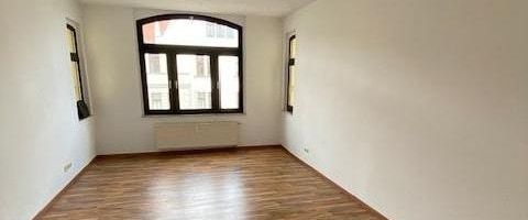 Schöne sonnige 4-R-Wohnung in MD-Alte -Neustadt ca.105m2 BLK zu. vermieten. - Photo 1