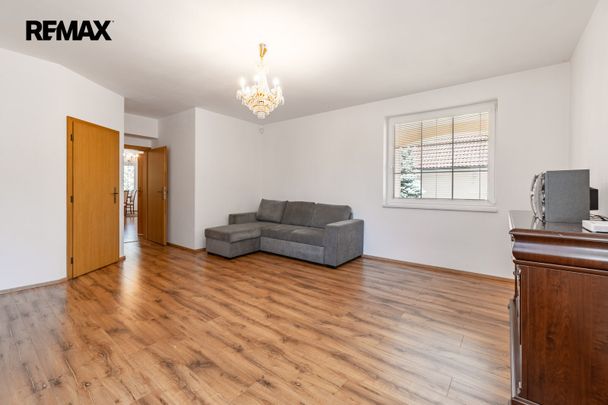 Pronájem domu 280 m², Průhonice - Photo 1