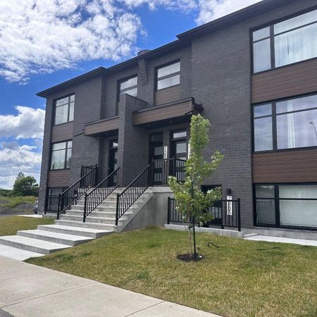 Appartement grand et lumineux à louer à Laval - Photo 4