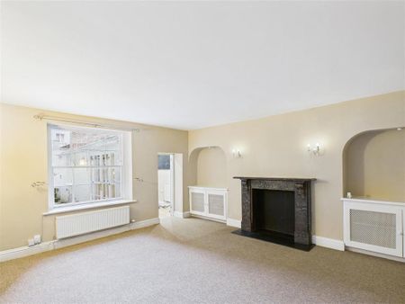 3 bedroom flat to rent - Photo 3