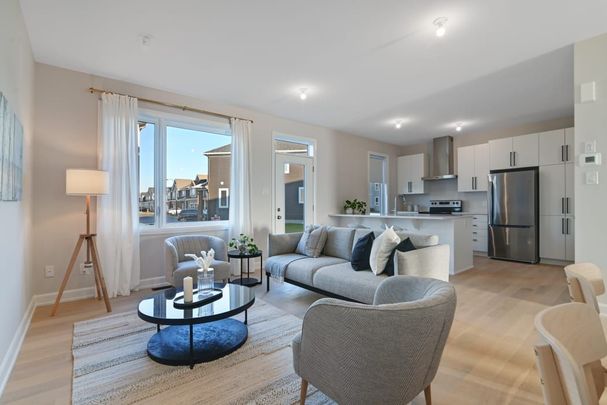 For Lease - 2009 Elevation Road, Barrhaven, Ontario - Photo 1