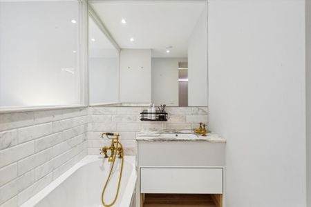 3 bedroom flat to rent - Photo 3