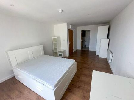 1 bedroom flat to rent - Photo 3