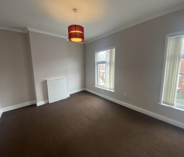3 bedroom terraced house to rent - Photo 6