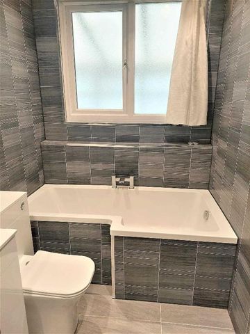 Melville Close - Photo 5