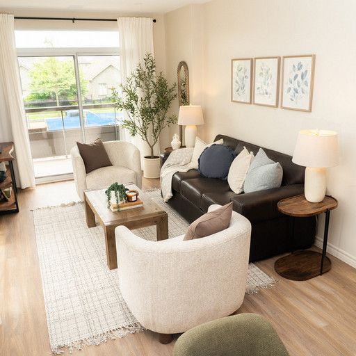 South Carriage Place II - Photo 1