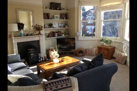 2 Bed Flat, Chadwick Road, E11 - Photo 3