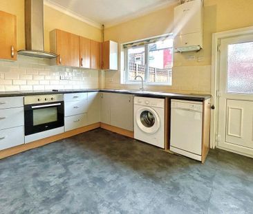 2 bedroom terraced house to rent - Photo 2