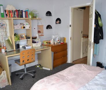 4 bedroom house to rent - Photo 2