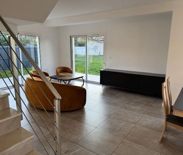 Location Maison 4 pièces 87m² PESSAC 33600 - Photo 2