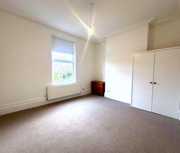Flat For Rent Campbell Road, Southsea - Photo 5