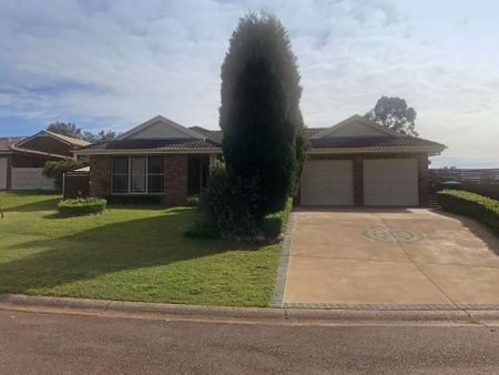 FAMILY FRIENDLY FOR EVERYONE - Photo 4