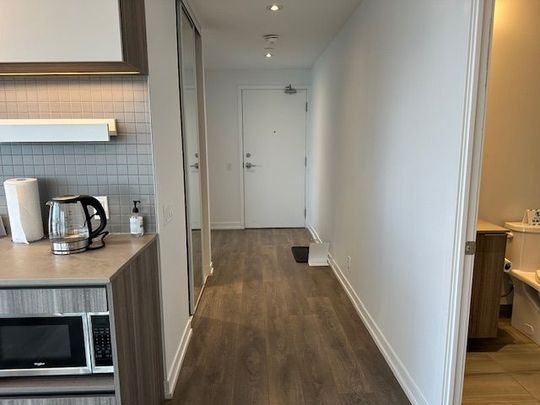 For Lease - 898 Portage, Master Bedrm Parkway Unit# 4002, Vaughan, Ontario - Photo 1