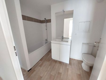 location Appartement T5 DE 138.1m² À BORDEAUX - Photo 3