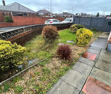 2 bedroom detached bungalow to rent - Photo 3