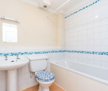 1 bedroom flat to rent - Photo 6