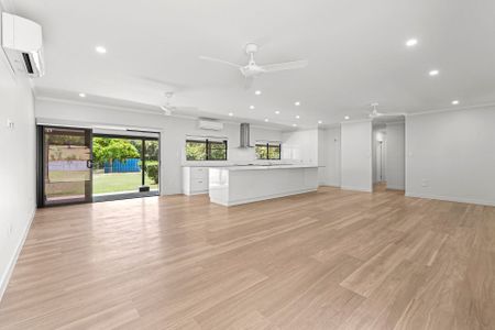 17-19 Alexandra Street, Clifton Beach. - Photo 3