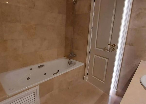 Ático de alquiler en San Luis de Sabinillas