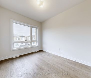 For Lease - 220 Tennant Circle, Vaughan, Ontario - Photo 2