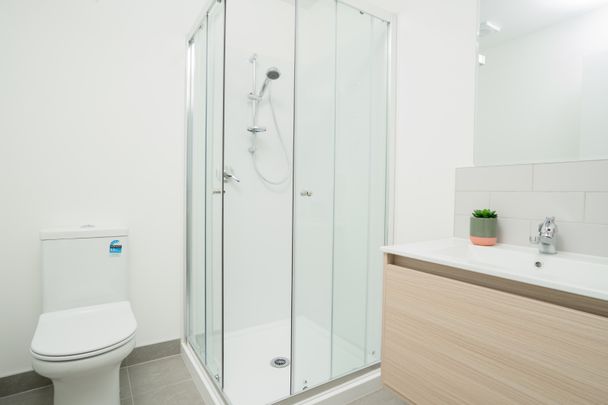 MANGERE BRIDGE, 3 BEDROOMS - Photo 1