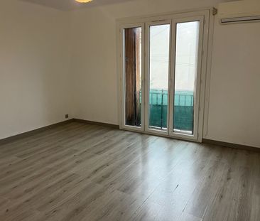 Location Appartement 2 pièces 45m² - Photo 2