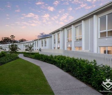 Move In Before Christmas! Modern 3 Bedroom Townhouse in The Heights... - Photo 2