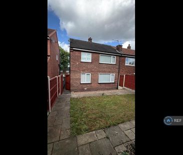 3 bedroom semi-detached house to rent - Photo 4