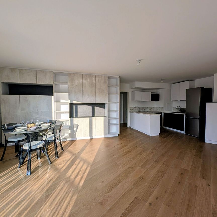 Location Appartement 4 pièces 82m² - Photo 1