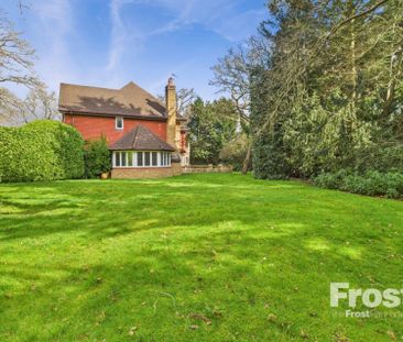 Dukes Kiln Drive, Gerrards Cross, Buckinghamshire,SL9 - Photo 2