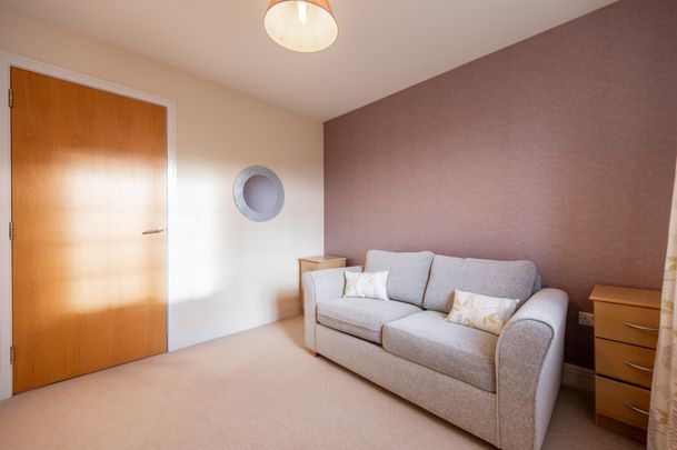 Knightswood Road - Photo 1