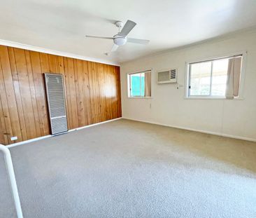 Well-Presented & Positioned 3 Bedroom Home with Multiple Living Areas - Photo 6
