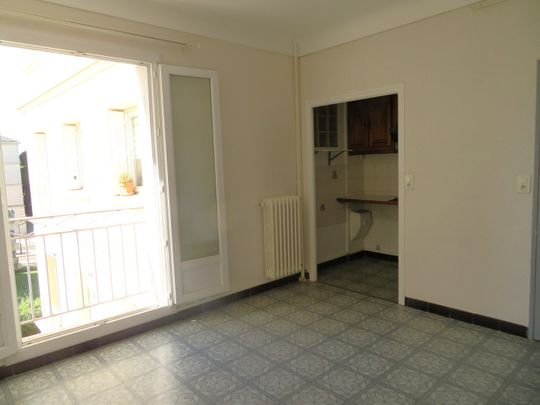 T2, 34m², 45 Av Jean Jaurès Nîmes 470€ H.C - Photo 1