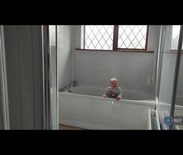 3 bedroom terraced house to rent - Photo 5