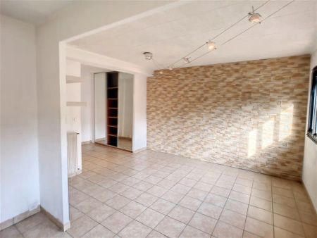 Location appartement 1 pièce - 30m² à Antibes (06600) - Photo 4