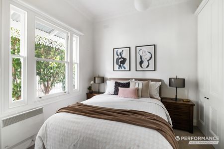 17 Moore Street, South Yarra VIC 3141 - House For Rent | Domain - Photo 4