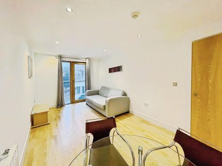 1 bedroom flat to rent - Photo 4