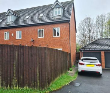 4 Bed Detached House, Cornwall Street, M11 - Photo 2