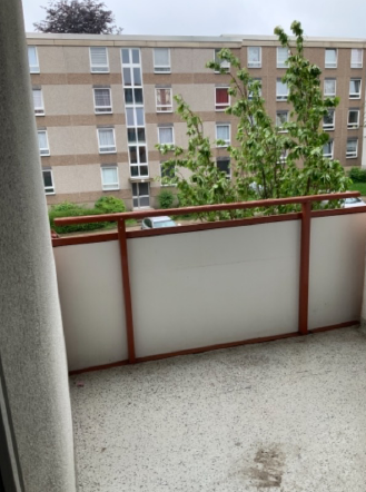4-Zimmer-Wohnung mit Balkon und modernem Wannenbad und Gäste-WC - Foto 5