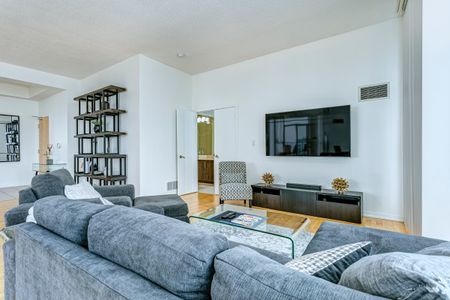 For Lease - 65 Bremner Boulevard Unit# 5303, Toronto, Ontario - Photo 2