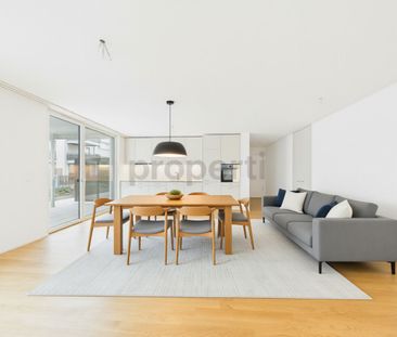 Modern 3.5-room apartment with balcony, Basel - Photo 1