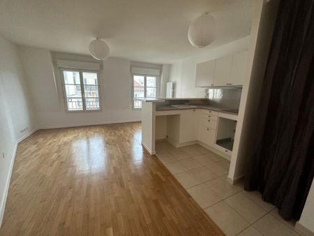 Location Appartement 2 pièces 41m² LE PLESSIS ROBINSON 92350 - Photo 2