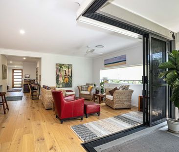 Stunning 3-Bed, 3-Bath Furnished Home for Rent – Peaceful, Sought-A... - Photo 3