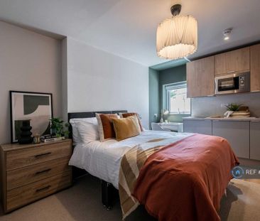 1 bedroom in a house share to rent - Photo 3