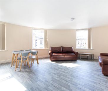 4 bedroom apartment to rent - Photo 4