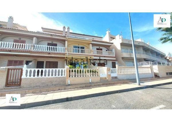 Alquiler de chalet adosado en Torre de la Horadada