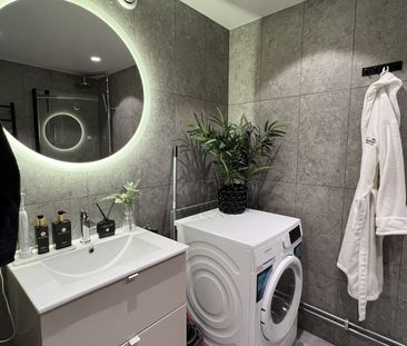 Kolonnvägen, Solna - Photo 1