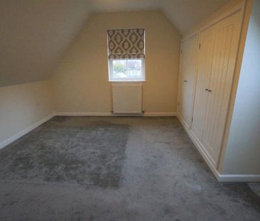 3 bedroom detached house to rent - Photo 3