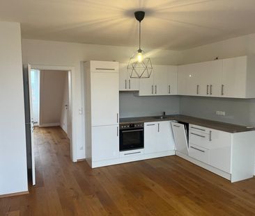 Alxingergasse - 2 Zimmer DG mit 14,33m2 großer Terrasse - Photo 2